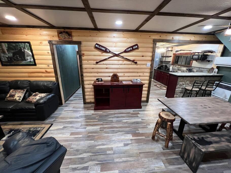 Cubs Den - Hot Tub- Walk To Lake- Fire Pit - Kayaks Oakland Ngoại thất bức ảnh