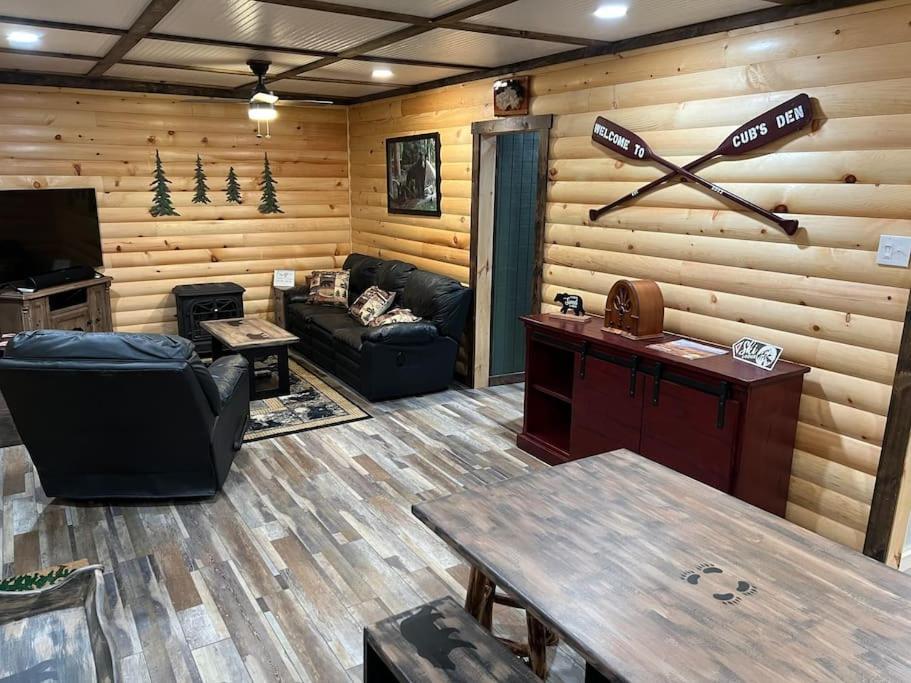 Cubs Den - Hot Tub- Walk To Lake- Fire Pit - Kayaks Oakland Ngoại thất bức ảnh